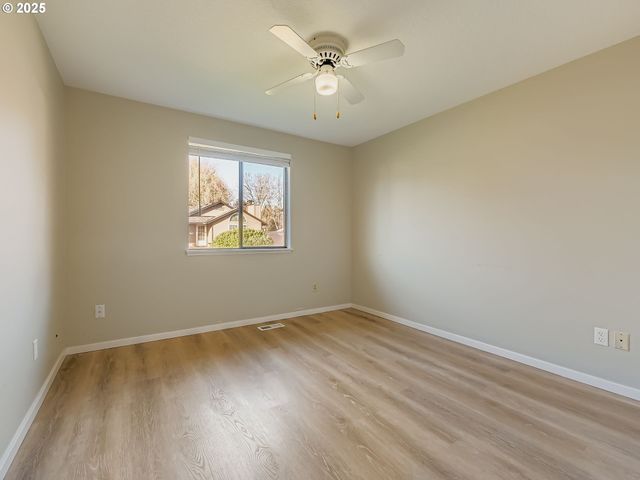 11268 Sw CHANTILLY, Wilsonville, OR 97070