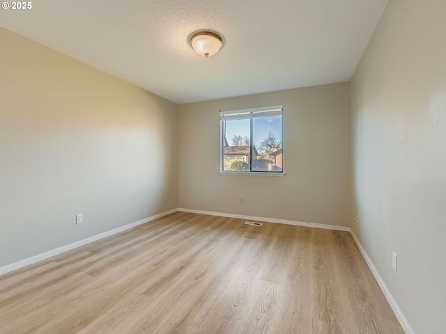 11268 Sw CHANTILLY, Wilsonville, OR 97070