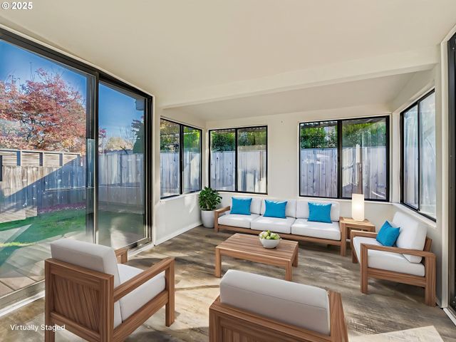 11268 Sw CHANTILLY, Wilsonville, OR 97070