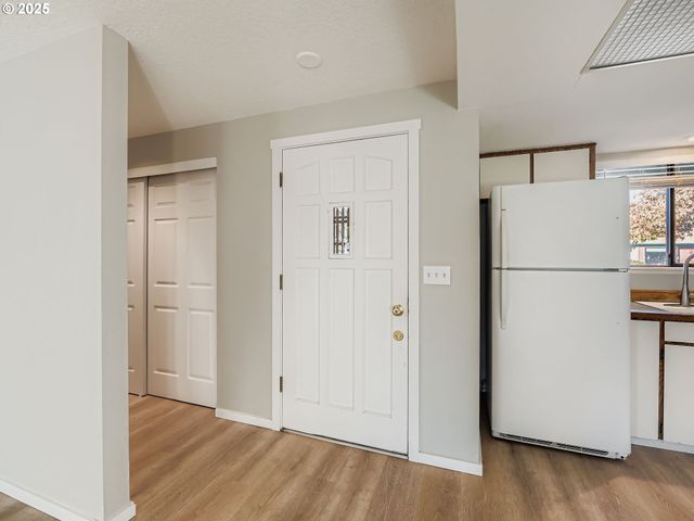 11268 Sw CHANTILLY, Wilsonville, OR 97070