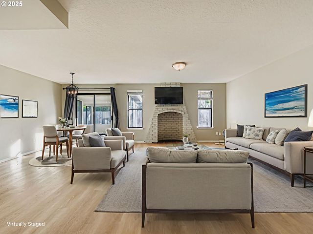 11268 Sw CHANTILLY, Wilsonville, OR 97070