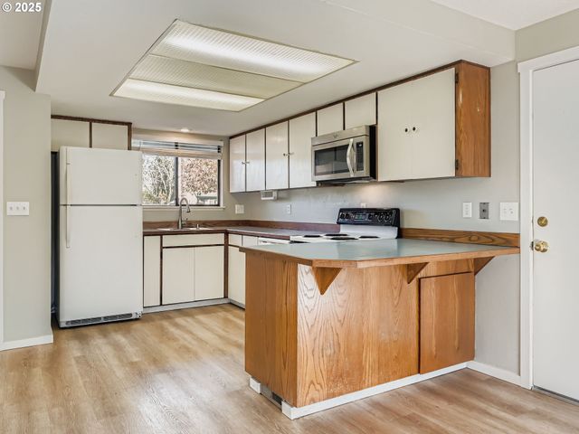 11268 Sw CHANTILLY, Wilsonville, OR 97070