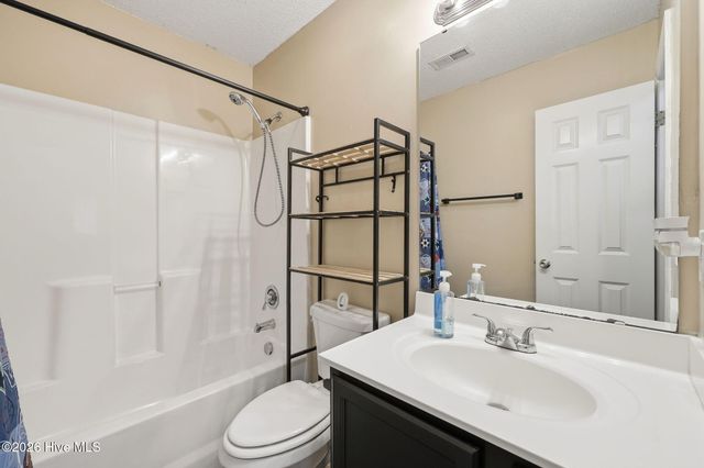 1504 Westpointe Drive, Greenville, NC 27834