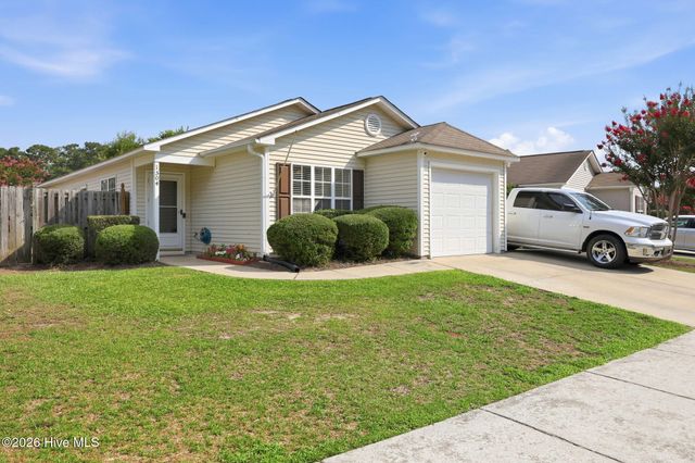 1504 Westpointe Drive, Greenville, NC 27834