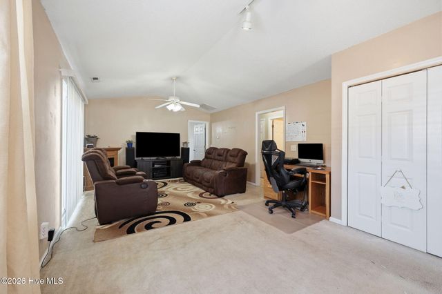 1504 Westpointe Drive, Greenville, NC 27834