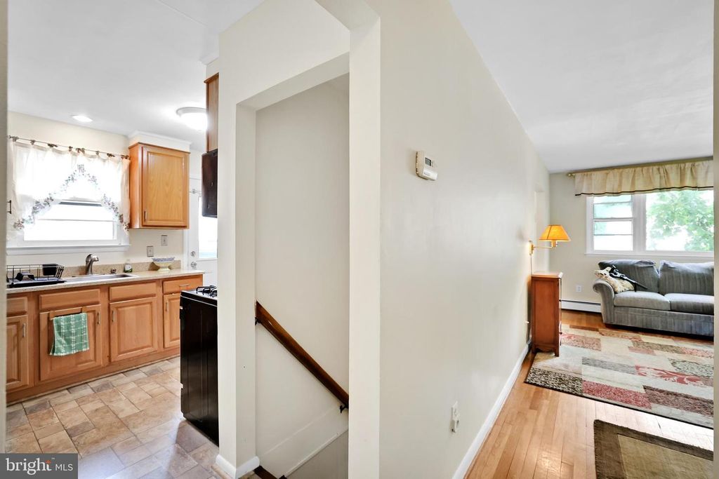 11211 VALLEY VIEW AVE, Kensington, MD 20895