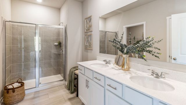 4717 173rd Street, Urbandale, IA 50322