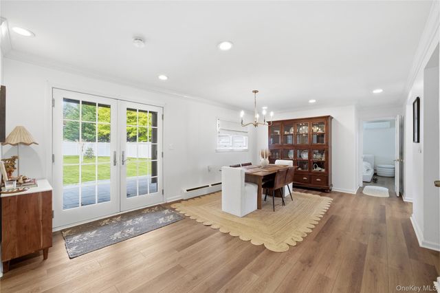 27 Polo Road, Massapequa, NY 11758