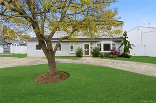 27 Polo Road, Massapequa, NY 11758