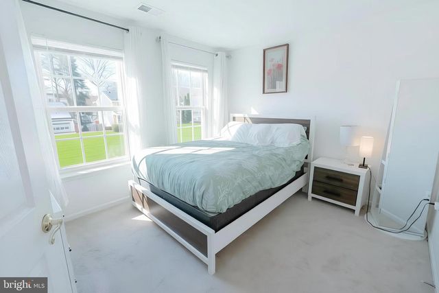 6197 OAKLAWN LN, Woodbridge, VA 22193