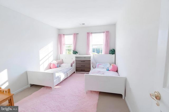 6197 OAKLAWN LN, Woodbridge, VA 22193