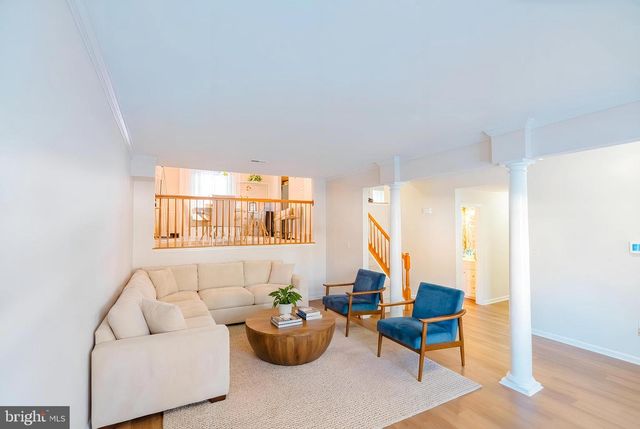 6197 OAKLAWN LN, Woodbridge, VA 22193