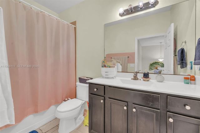 11477 SW 250th St, Homestead, FL 33032