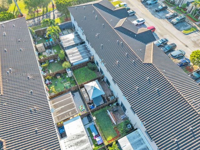 11477 SW 250th St, Homestead, FL 33032