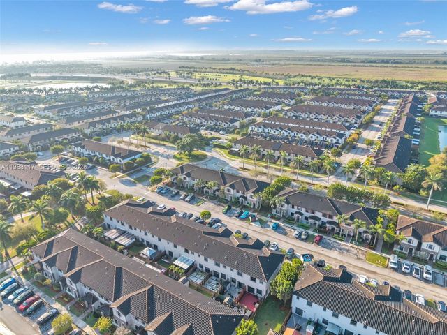 11477 SW 250th St, Homestead, FL 33032