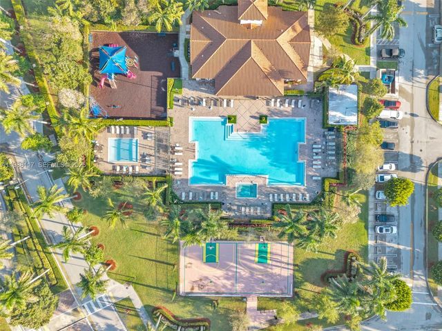 11477 SW 250th St, Homestead, FL 33032