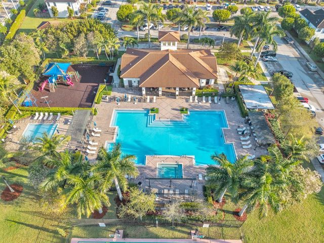 11477 SW 250th St, Homestead, FL 33032