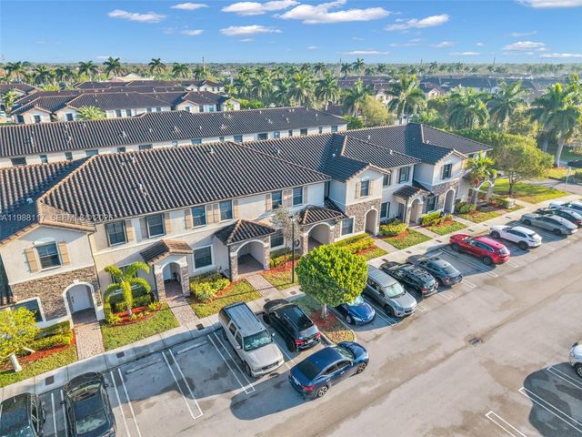 11477 SW 250th St, Homestead, FL 33032