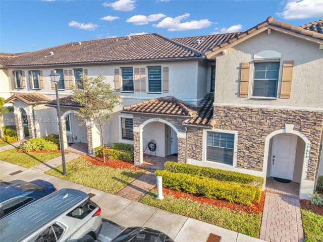 11477 SW 250th St, Homestead, FL 33032