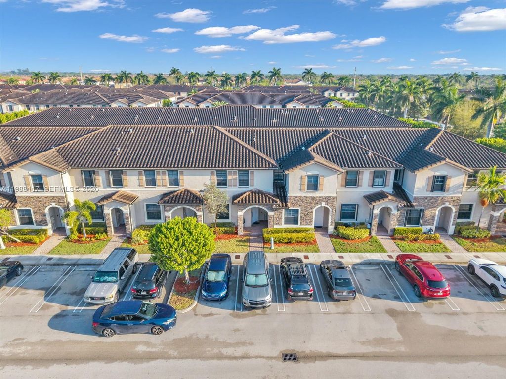 11477 SW 250th St, Homestead, FL 33032