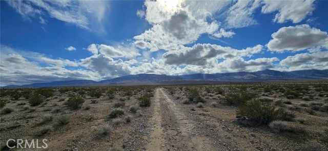 800 Donaldson Road, Lucerne Valley, CA 92356