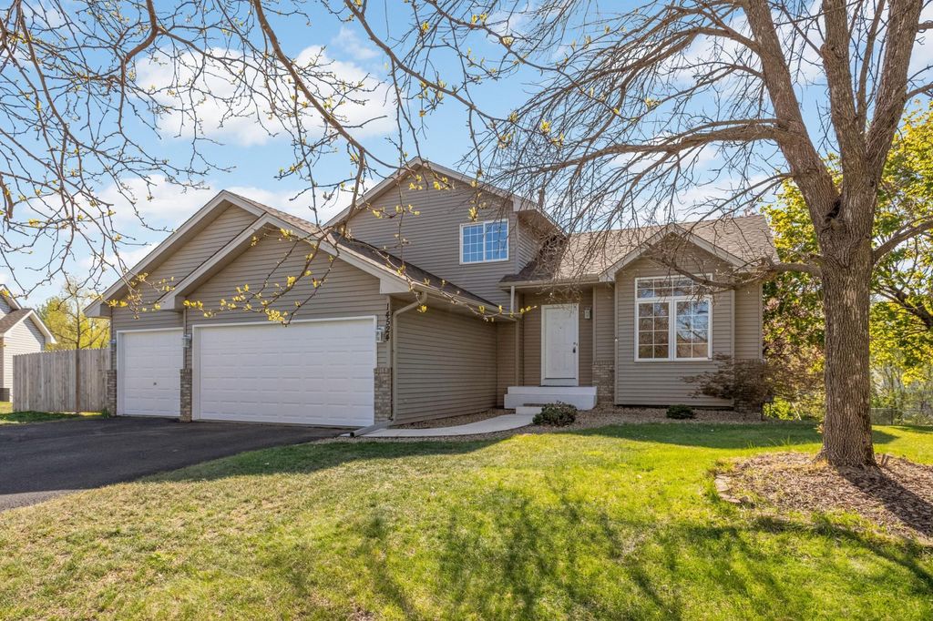 14524 Avocet Street NW, Andover, MN 55304