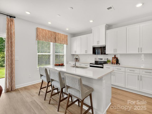 119 Heritage Valley Court, Mocksville, NC 27028