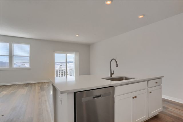 122 Scotland Ln, Harmony Boro, PA 16037