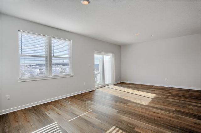 122 Scotland Ln, Harmony Boro, PA 16037