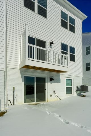 122 Scotland Ln, Harmony Boro, PA 16037