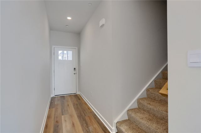 122 Scotland Ln, Harmony Boro, PA 16037