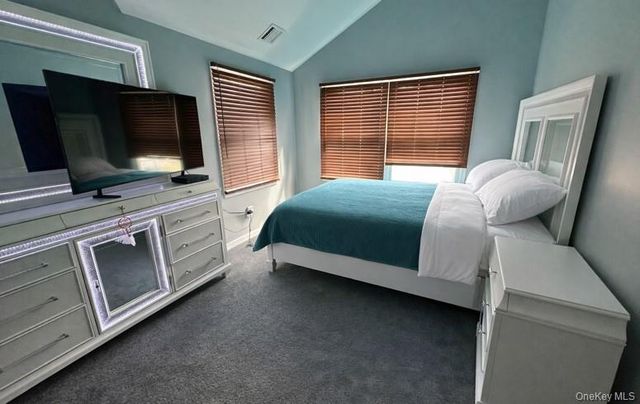 46 Wilmont Turn, Coram, NY 11727