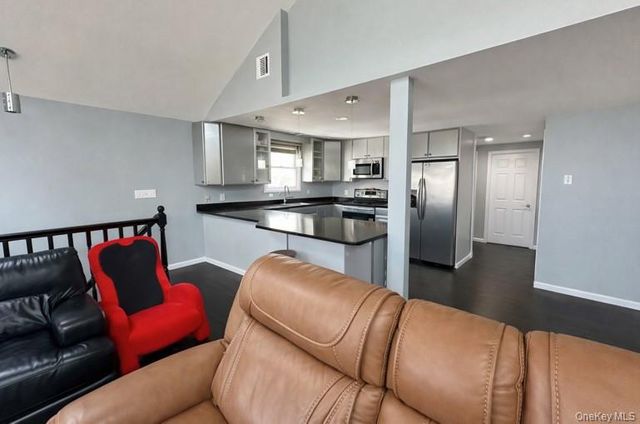 46 Wilmont Turn, Coram, NY 11727