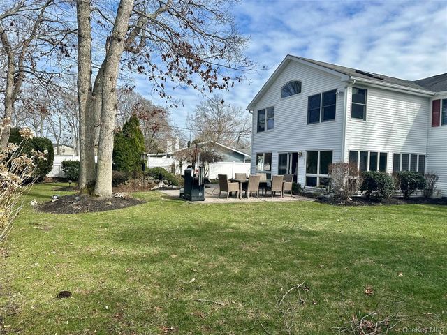 46 Wilmont Turn, Coram, NY 11727
