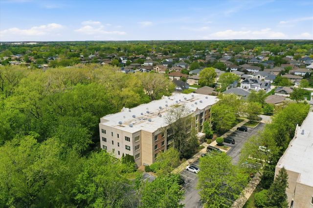 7841 W 157th Street 305, Orland Park, IL 60462
