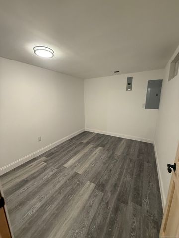 783 Naugatuck Avenue, Milford, CT 06461