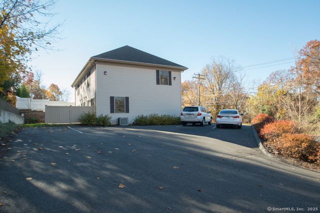 783 Naugatuck Avenue, Milford, CT 06461