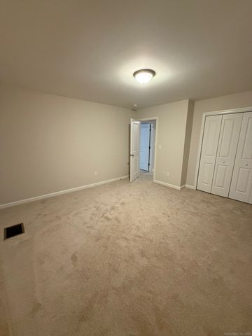 783 Naugatuck Avenue, Milford, CT 06461