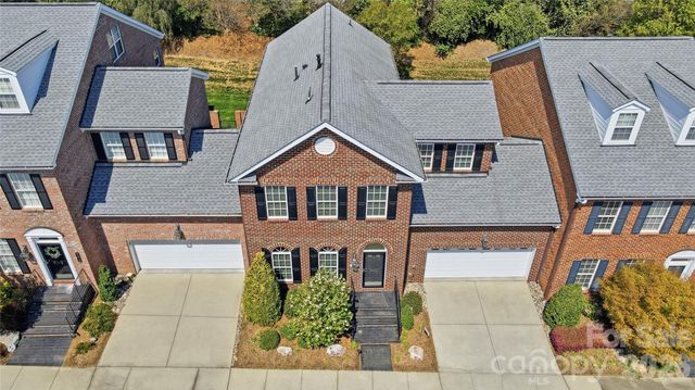 9423 Bonnie Briar Circle, Charlotte, NC 28277