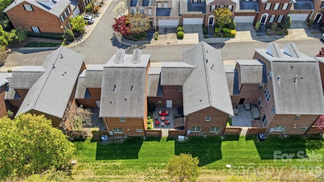 9423 Bonnie Briar Circle, Charlotte, NC 28277