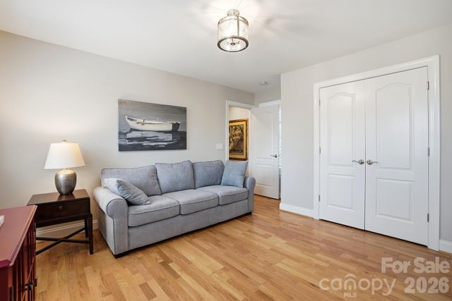 9423 Bonnie Briar Circle, Charlotte, NC 28277