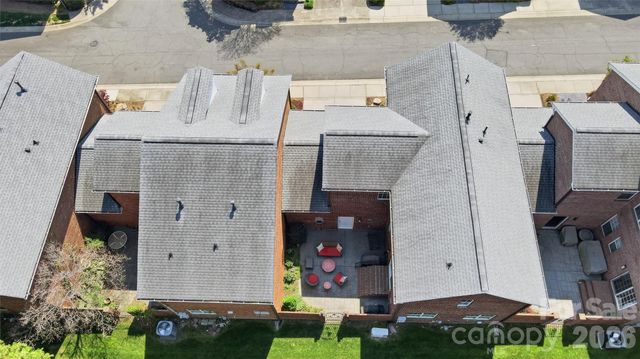 9423 Bonnie Briar Circle, Charlotte, NC 28277