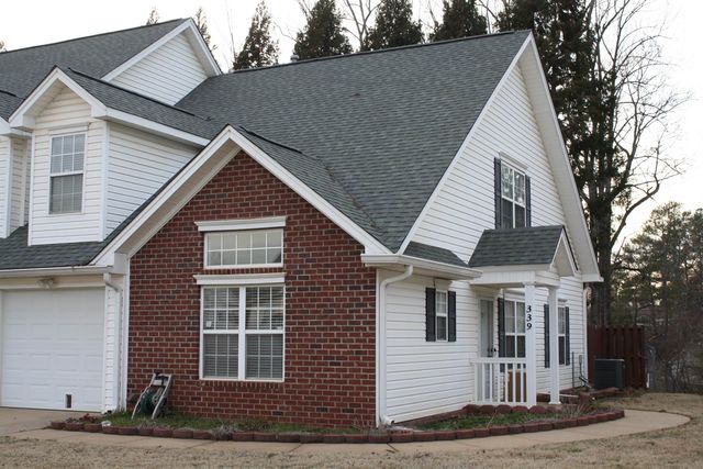 339 Stillwater Circle, Boiling Springs, SC 29316