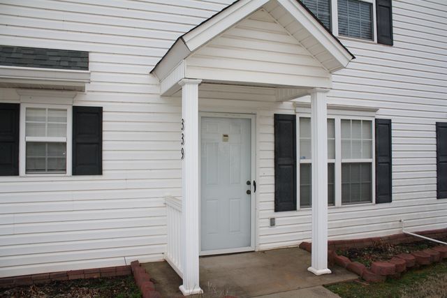 339 Stillwater Circle, Boiling Springs, SC 29316