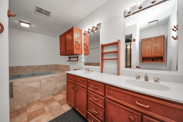 1404 Aldrich Street, Houston, TX 77055