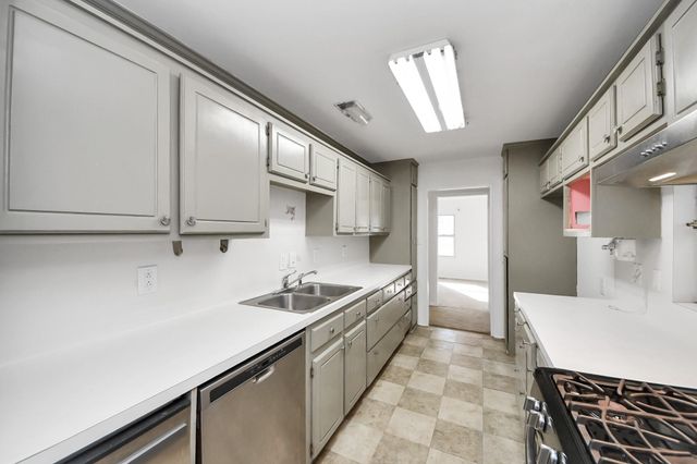 1404 Aldrich Street, Houston, TX 77055