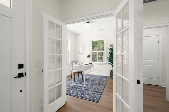 828 5th Avenue, Charleston, SC 29407