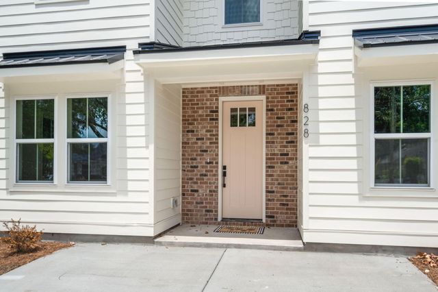 828 5th Avenue, Charleston, SC 29407