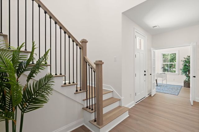 828 5th Avenue, Charleston, SC 29407