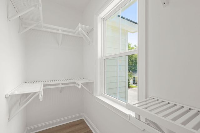 828 5th Avenue, Charleston, SC 29407